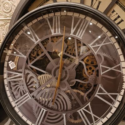 Reloj con Engranaje
